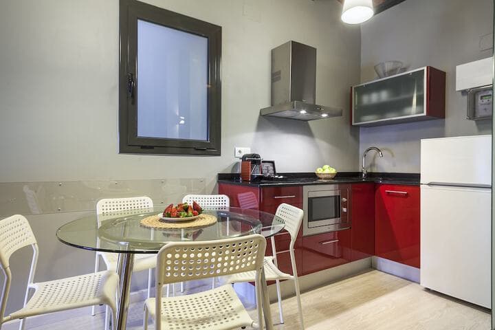 Fira Centric Apartments by gaiarooms photo 5