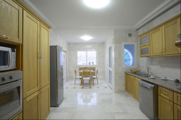 The Penthouse Suites Hotel photo 4