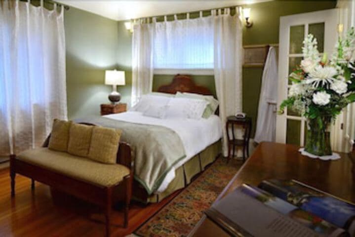 Parker House Suites photo 5