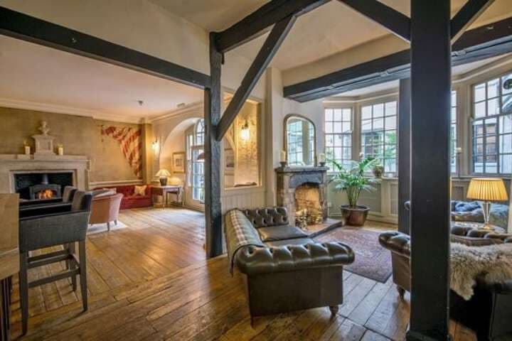 Marlborough Arms Hotel photo 5