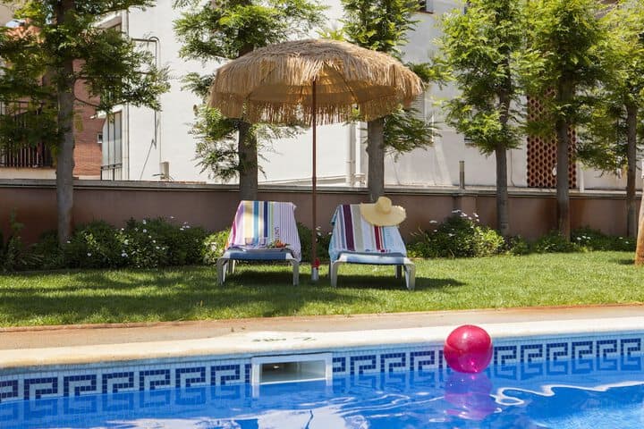 Velor Apartments photo 3