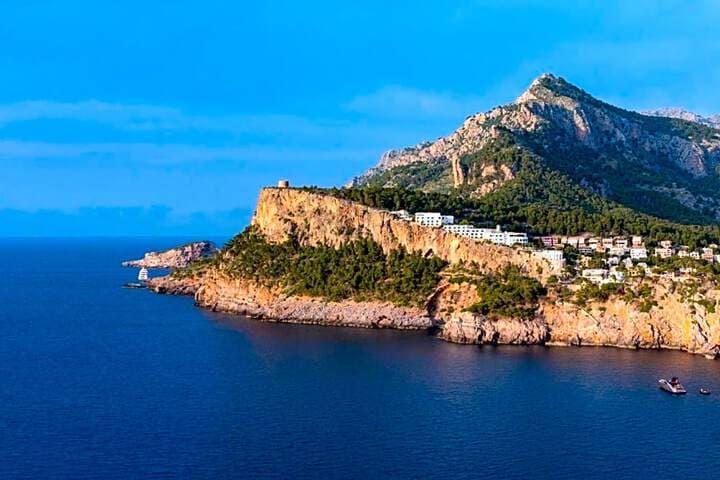 Port de Soller destination view