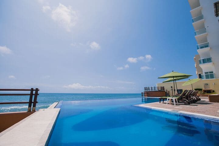Zafiro Beach Boutique Resort photo 5