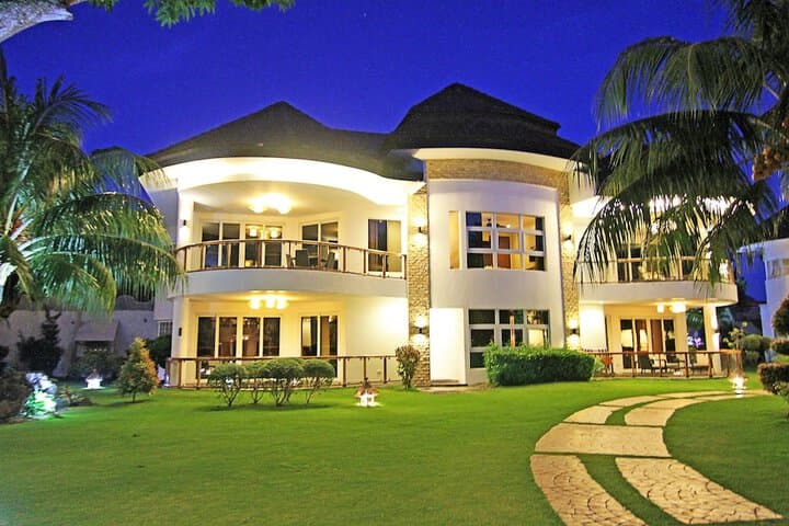 Vida Homes Condo Resort photo 4