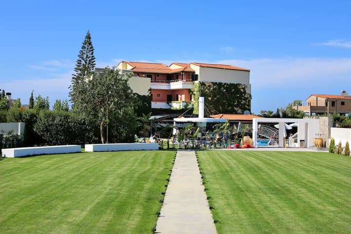 Marigianna Apartments photo 3