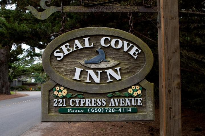 Seal Cove Inn photo 2