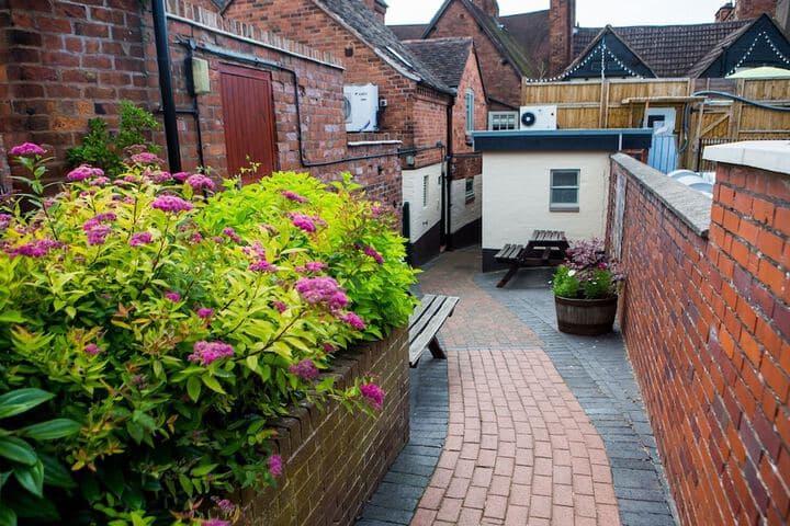 The Golden Lion Inn photo 4