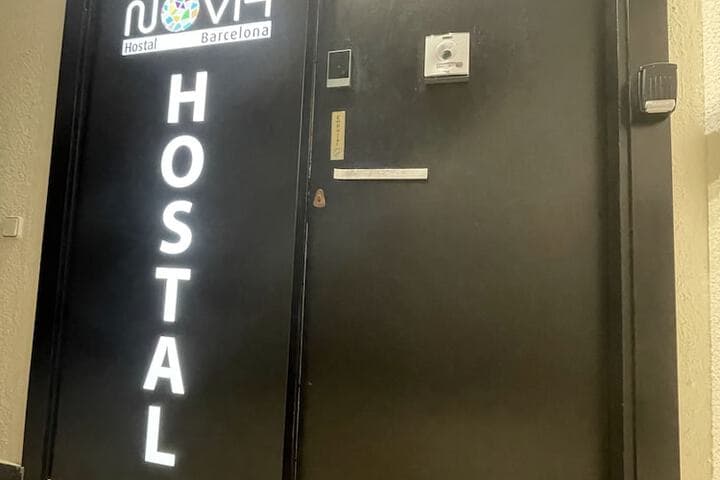 Hostal Nova photo 5
