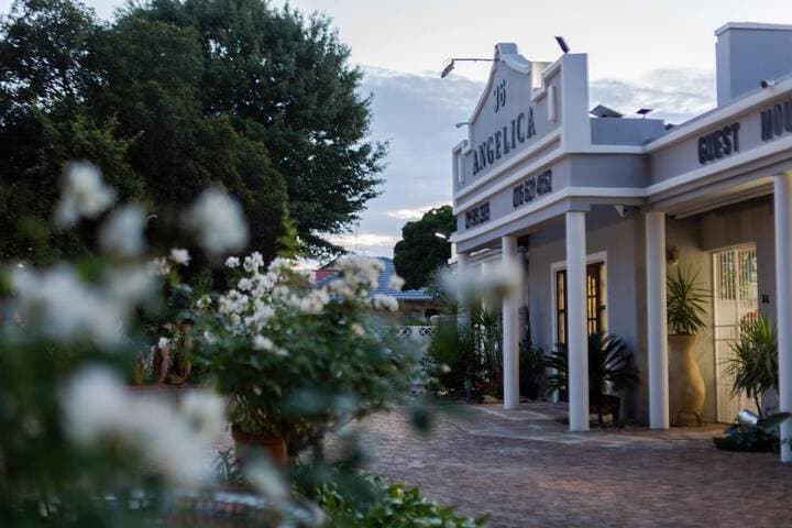Angelica Guest House photo 2