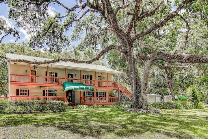 The Chassahowitzka Hotel photo 3