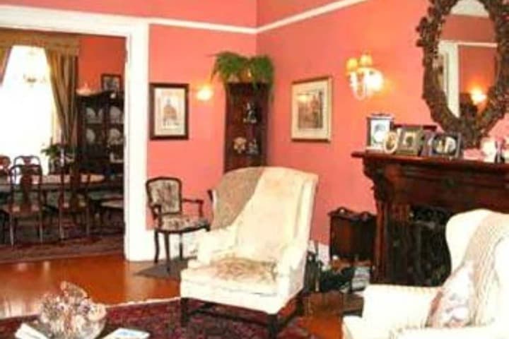Auberge McGees Inn photo 3