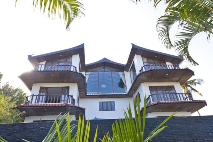 Paradise Island Estate photo 2