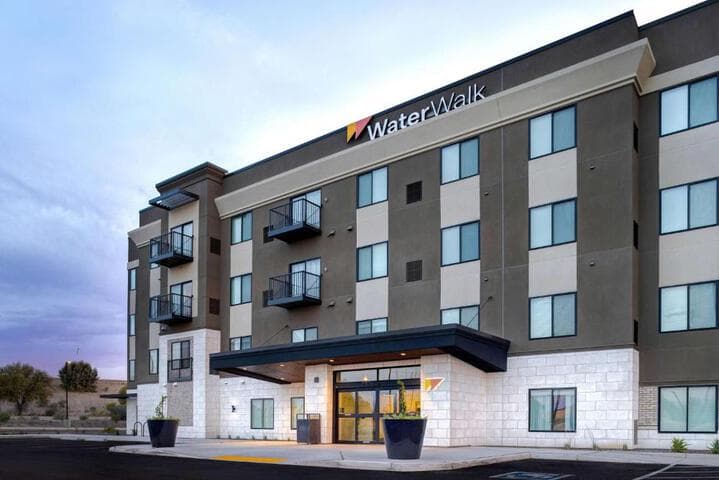 WaterWalk Extended Stay by Wyndham Tucson photo 3