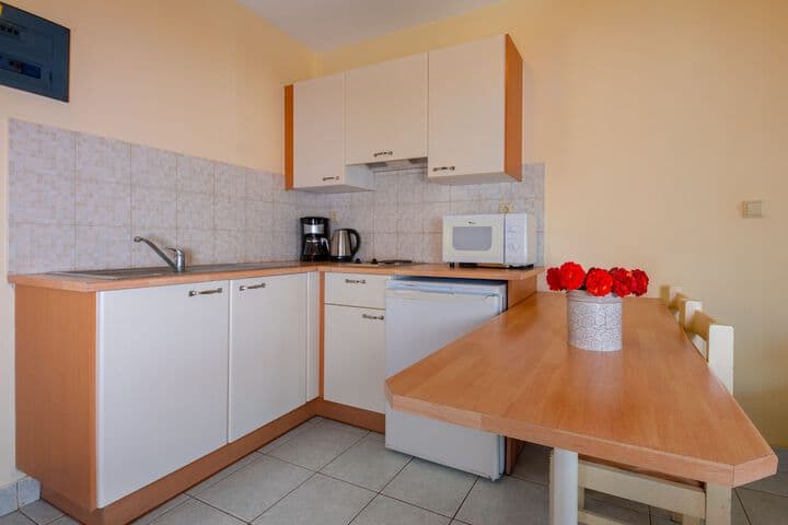 Pavlos Hotel photo 4