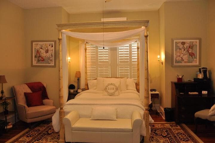 Trowell Historic Inn photo 3