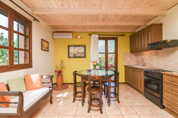 Villas Therianos photo 5