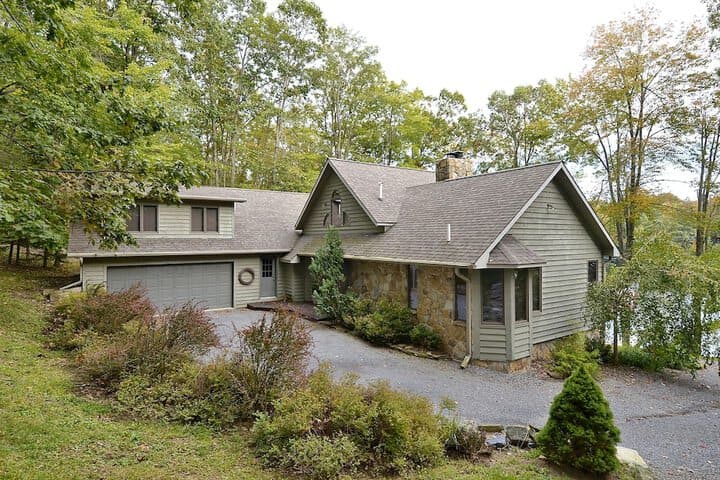 Eagles Landing photo 2