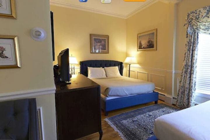 Bellevue House photo 5
