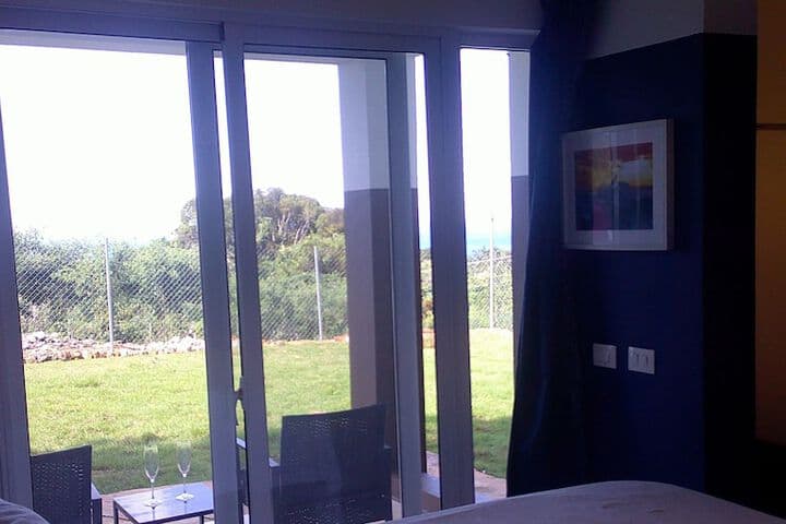 E&J Boutique Residences photo 2