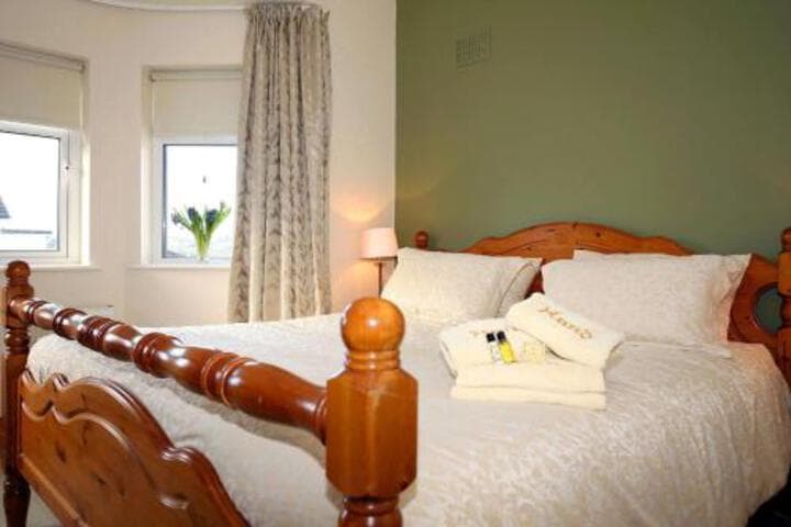 Willow Lodge photo 1