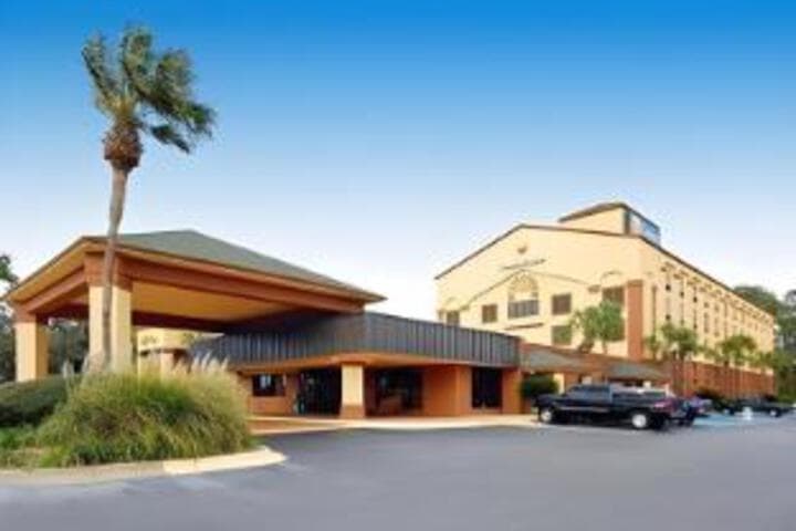 Four Points by Sheraton Brunswick photo 2