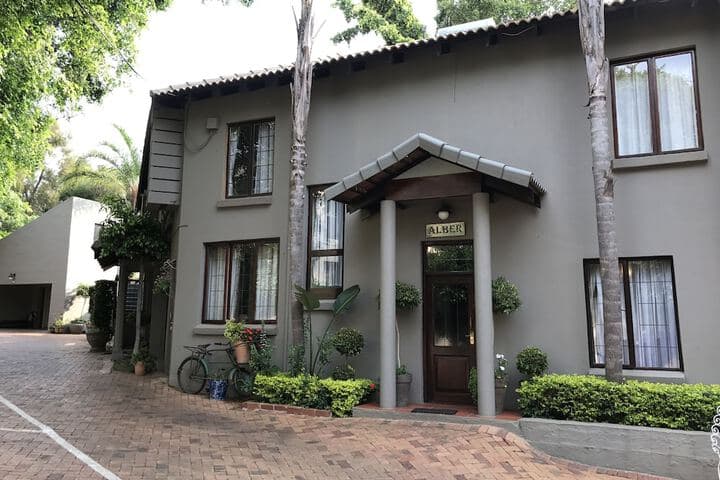 Waterhouse Guest Lodges 295 Indus Street photo 2