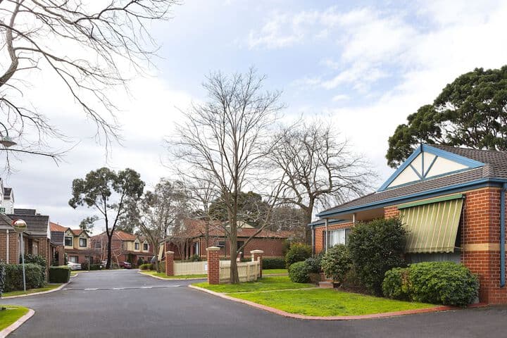 Park Avenue Forest Hill photo 4