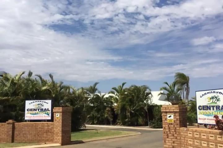 Carnarvon Central Apartments photo 2