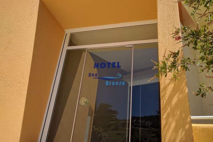 Hotel Sea Breeze photo 2
