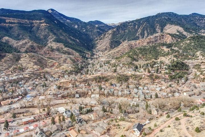 Of Manitou Springs 2min to Restaurants Shops! photo 2