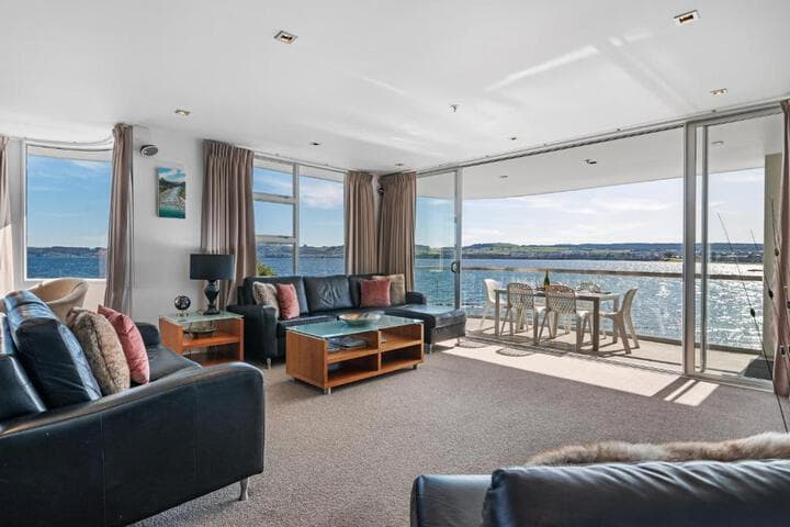 Waimahana Apartment 8 photo 4