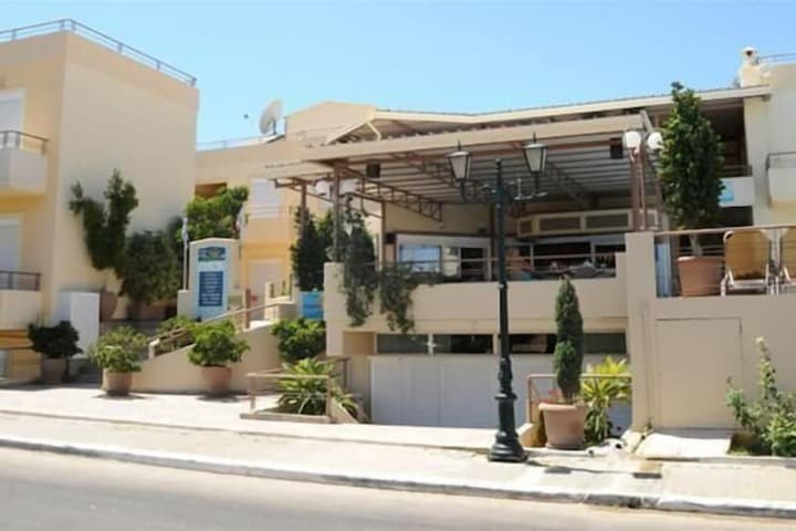 Veronica Hotel photo 2