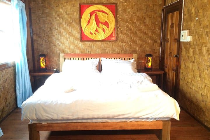 Amandra Villa photo 5