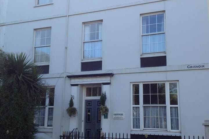 Grisnoir Guest House photo 2