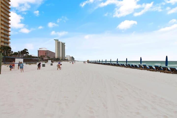 Calypso Resort&Towers by Book That Condo photo 2