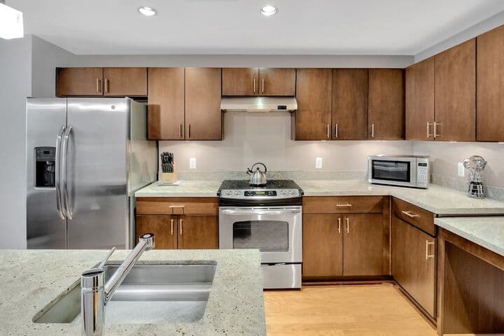 Global Luxury Suites at Foggy Bottom photo 5