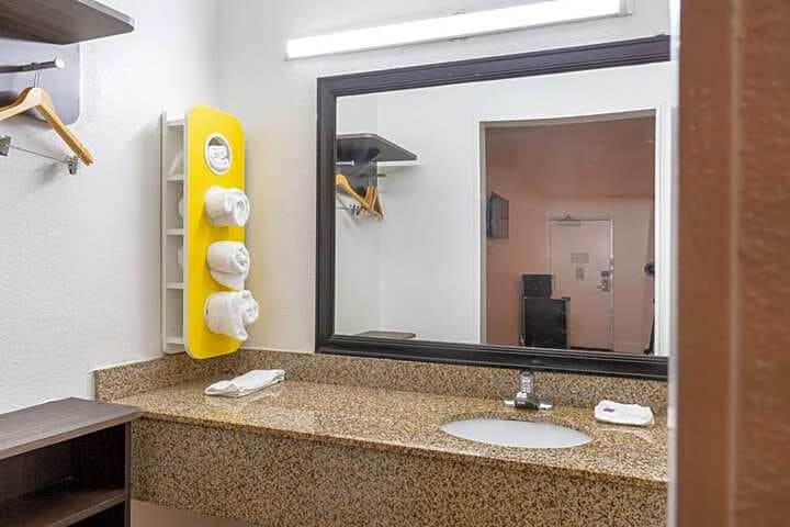 Motel 6 HOUSTON TX photo 5