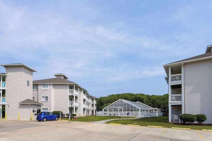Atlantic Beach Resort a Ramada by Wyndham photo 4
