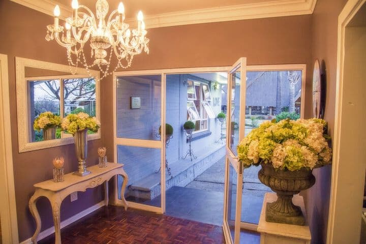 Nauntons Guest House photo 2
