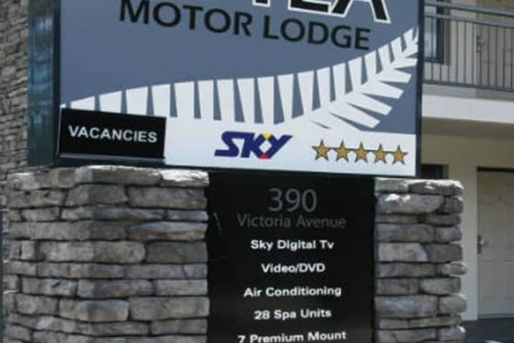 Aotea Motor Lodge photo 3
