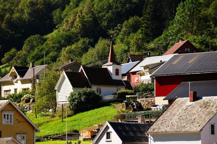 Visit Undredal photo 2