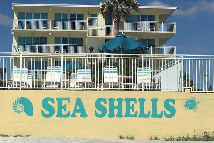 Sea Shells Beach Club photo 2