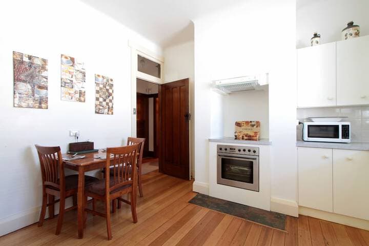 Moonah Central Apartments photo 3