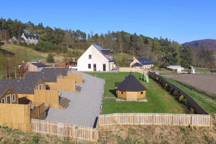 Strathmashie destination view