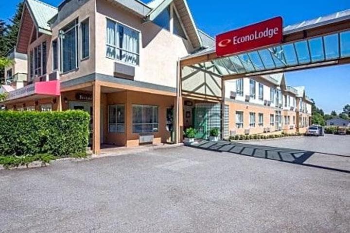 Econo Lodge photo 3