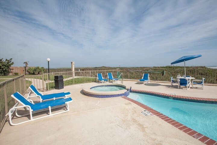 Edgewater by South Padre Condo Rentals photo 2