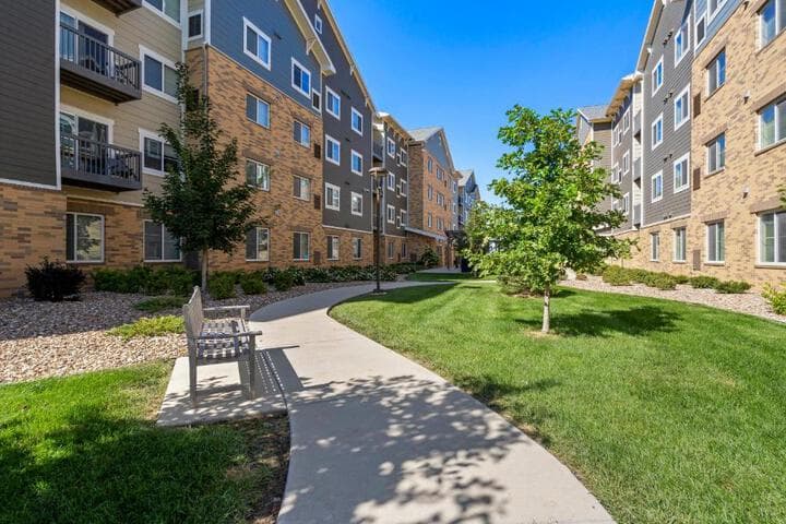 WaterWalk Extended Stay by Wyndham Kansas City Overland Pk photo 2