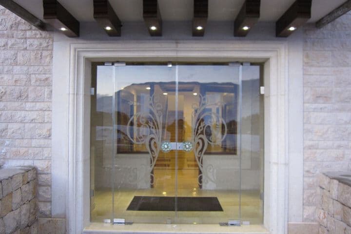 Cedars Palace photo 3