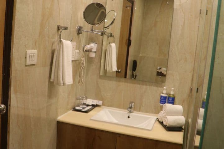 SK Premium Park at World Square Mall photo 5
