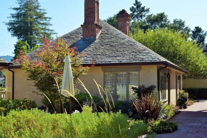 Vineyard Country Inn photo 4